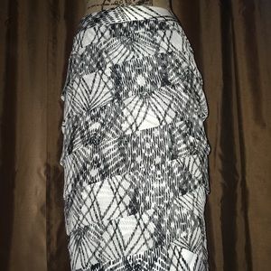 Worthington skirt - black and white.